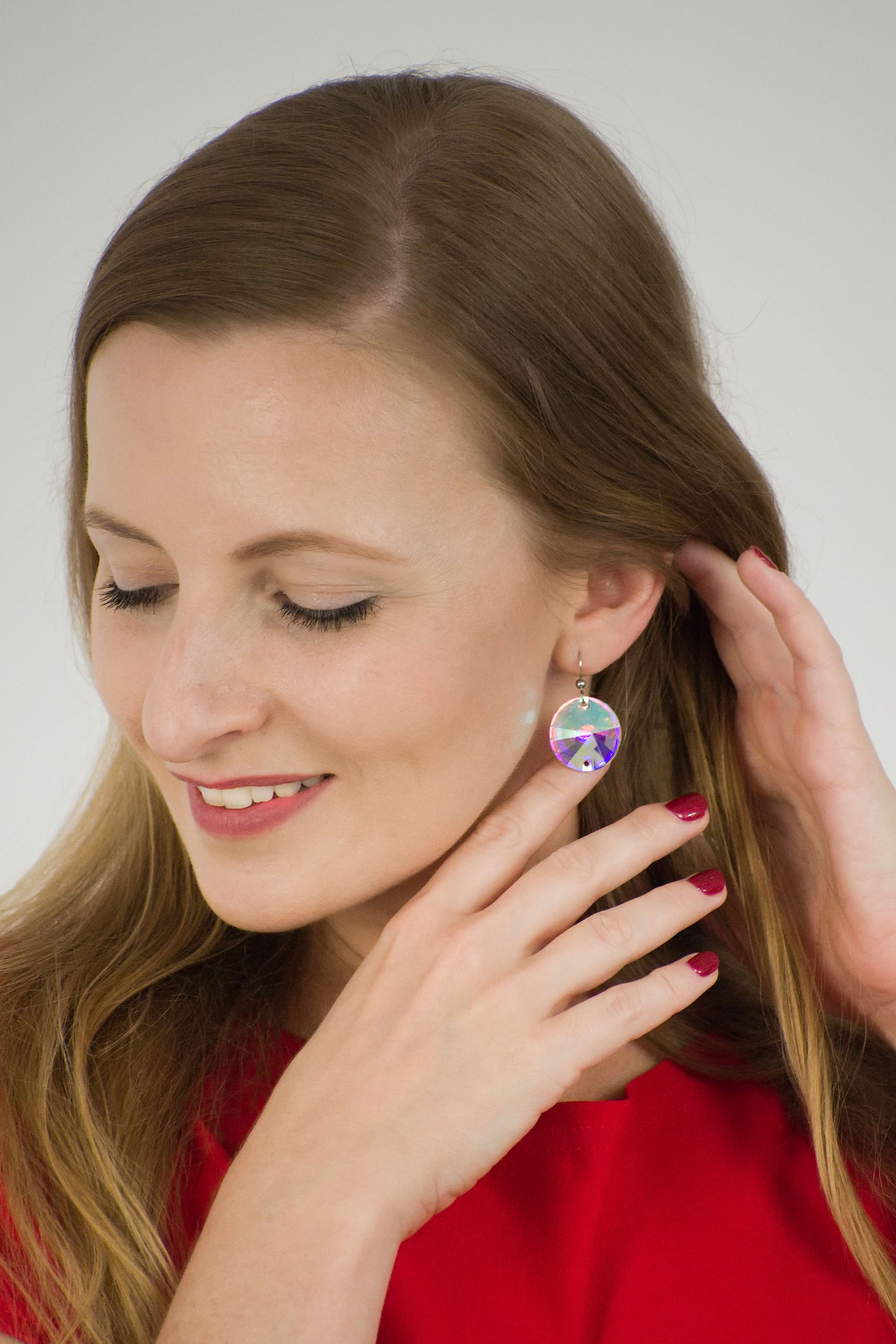 JEMNÉ POHLAZENÍ - třpytivé náušnice pro každý den