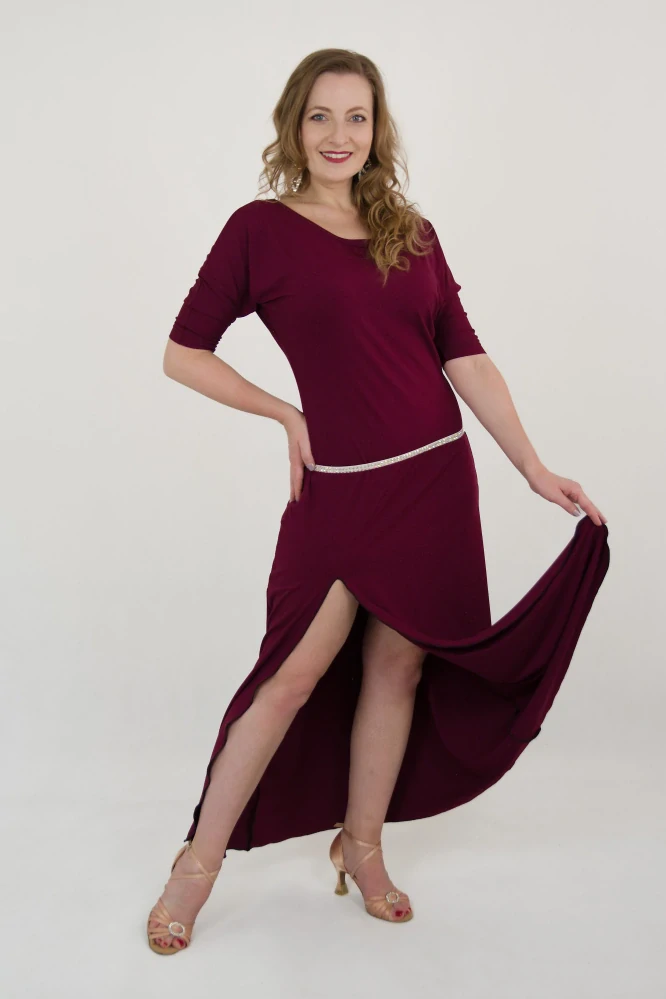 JSEM BOŽSKÁ - šaty dlouhé vínové