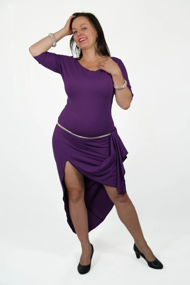 JSEM BOŽSKÁ - šaty dlouhé fialové